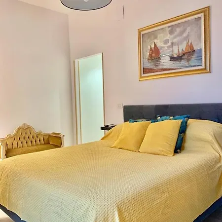 Terrazza Capruzzi Apartment Bari Exterior photo